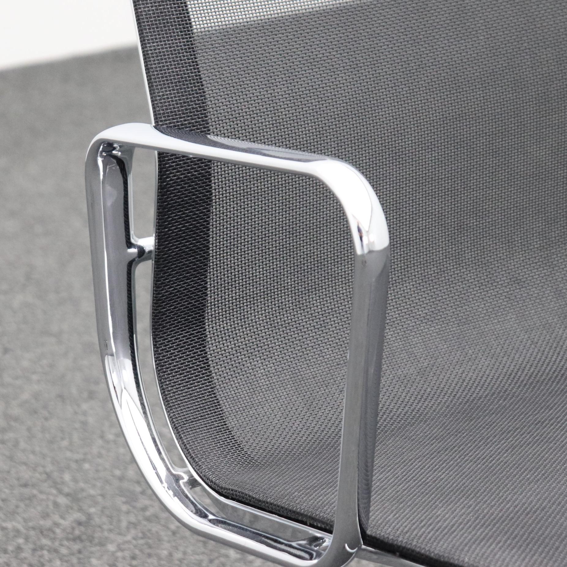 Konferenzstühle Vitra EA 108
