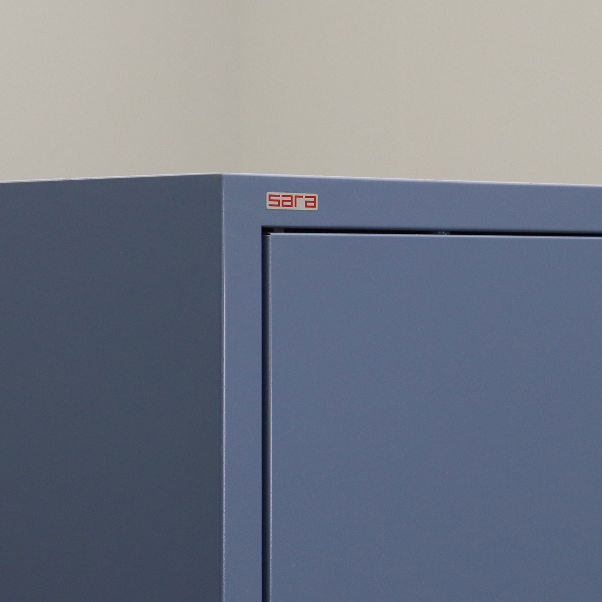 Flügeltürschrank Sara