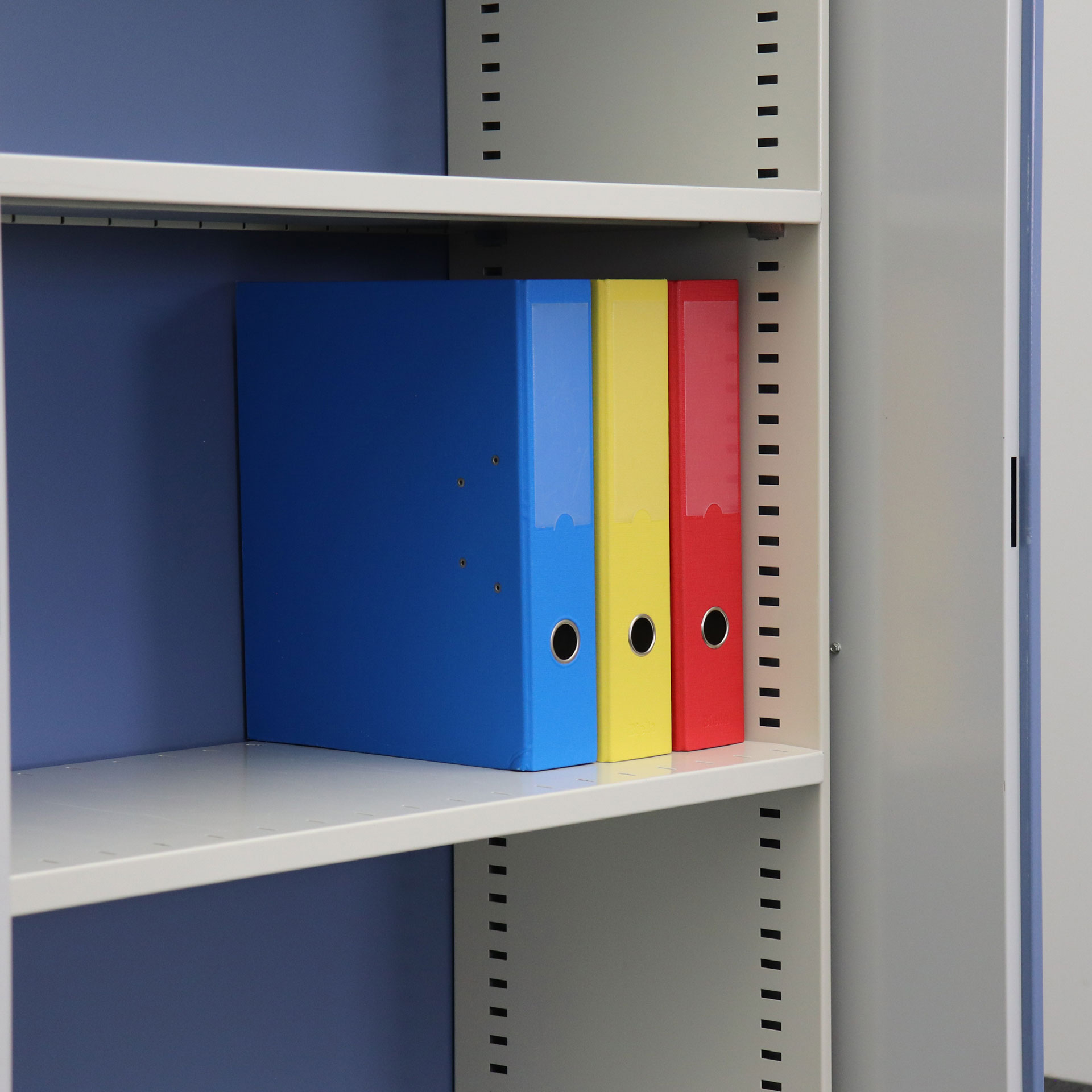 Flügeltürschrank Sara