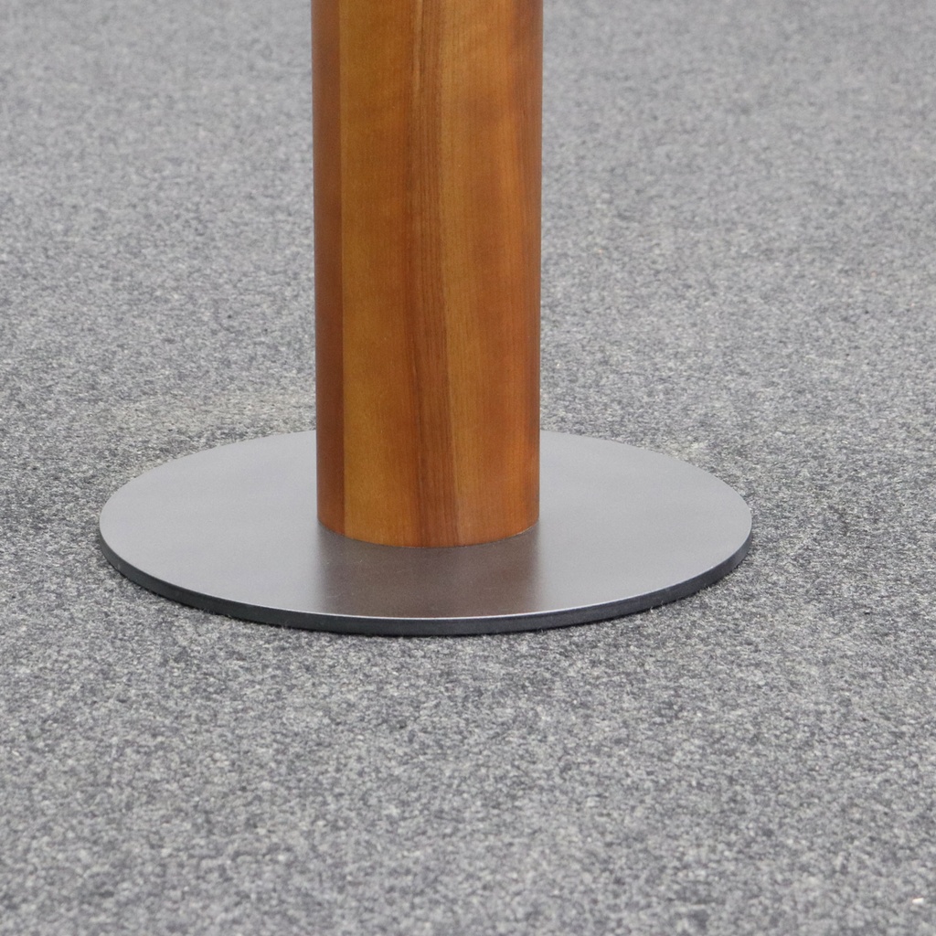 Glas Salontisch mit Nussbaum Fuss