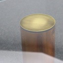 Glas Salontisch mit Nussbaum Fuss