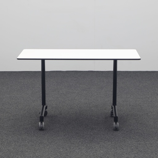 Seminartisch auf Rollen