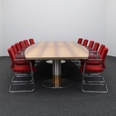 Grosser Nussbaum Besprechungstisch mit Wilkhahn Stühlen