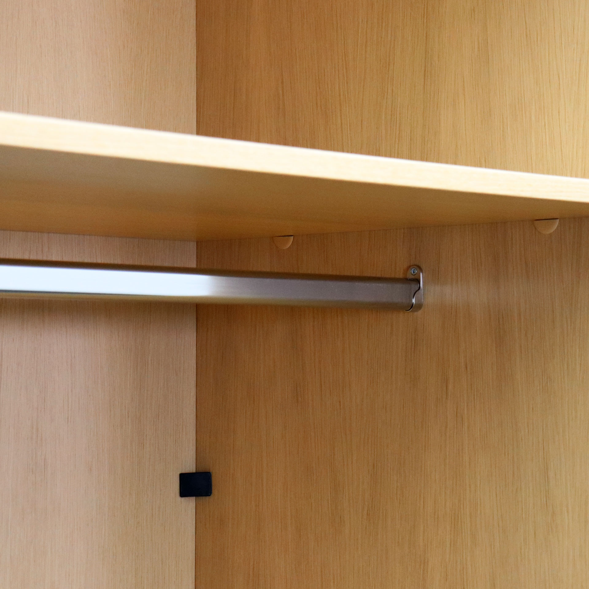 Garderobenschrank Bene