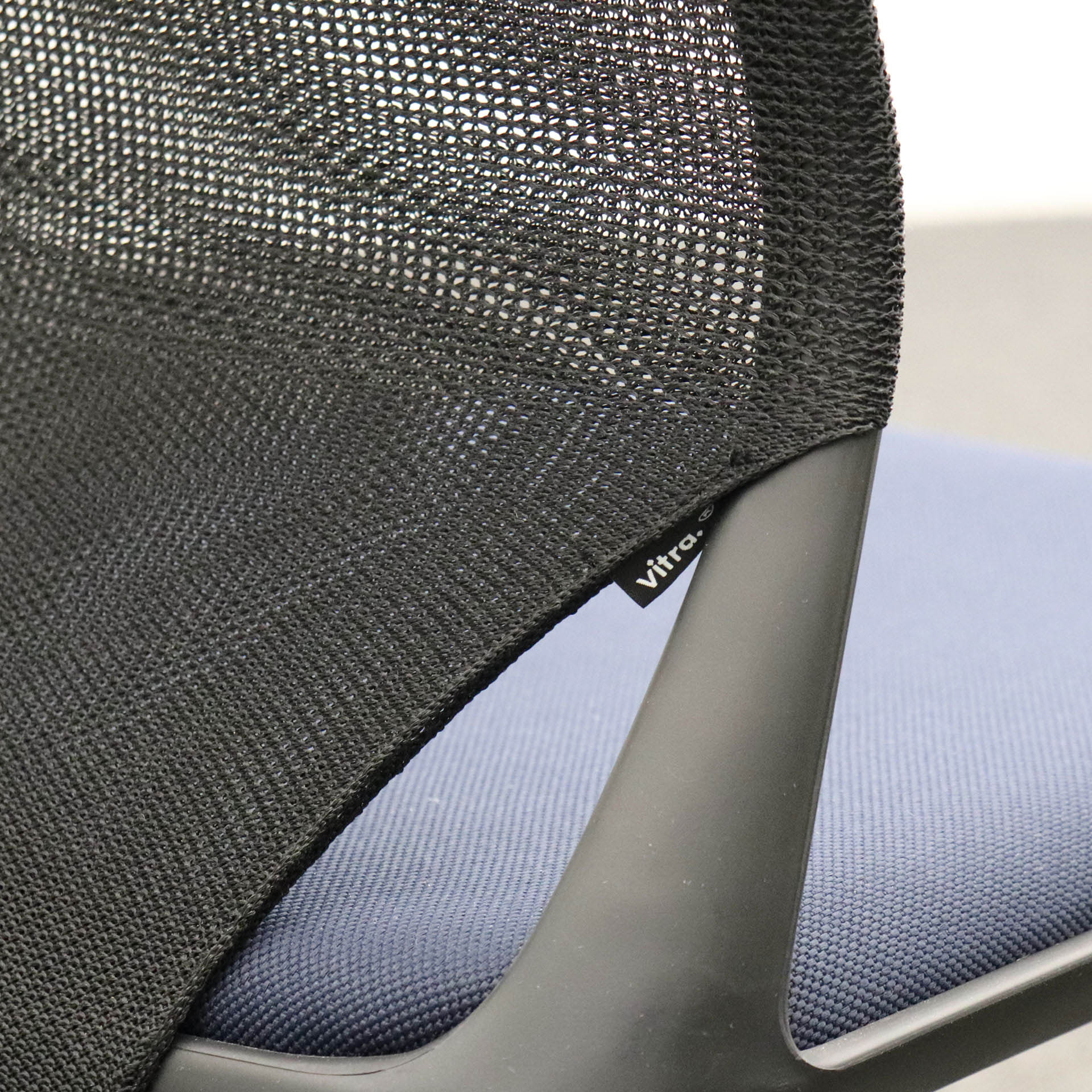 4-Fuss Stühle Vitra Meda Slim