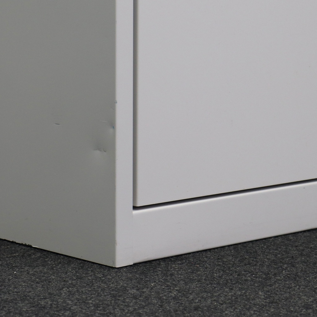 Flügeltürschrank Lista LO