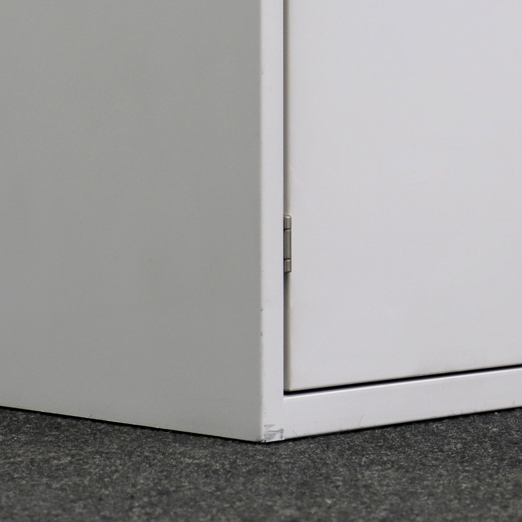 Flügeltürschrank Lista LO