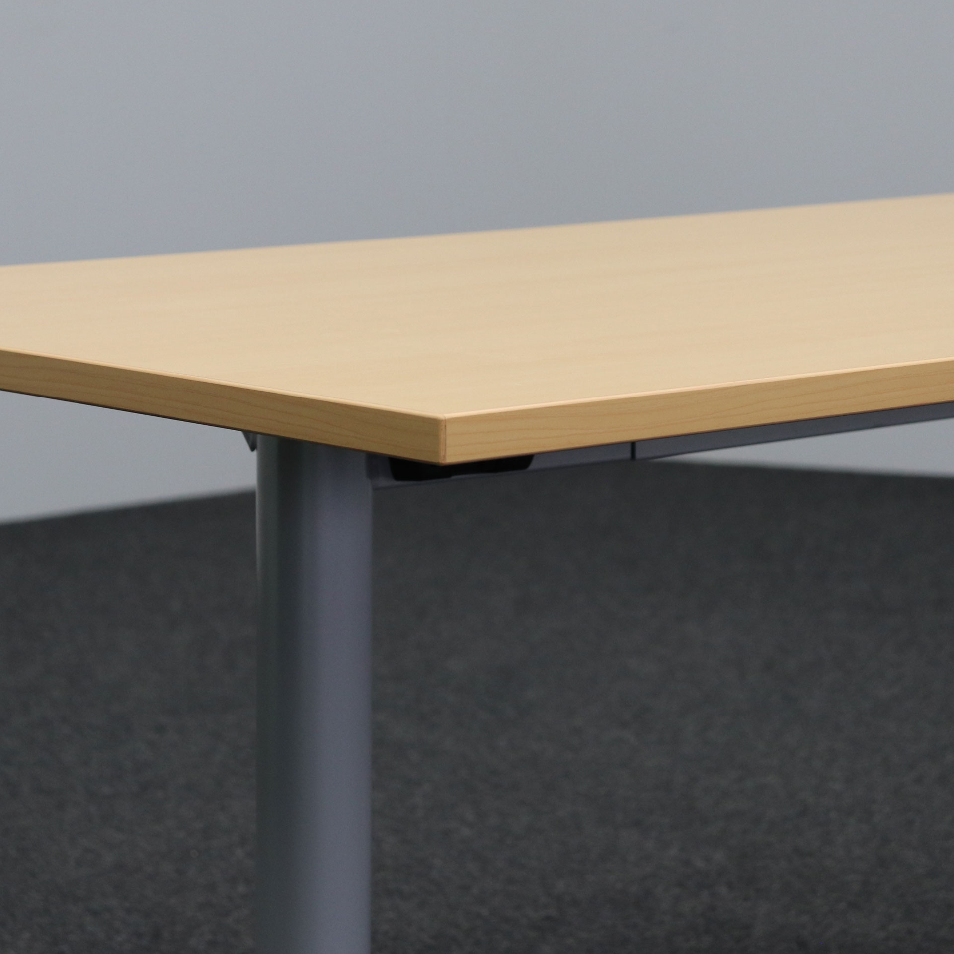 Klapptisch Steelcase