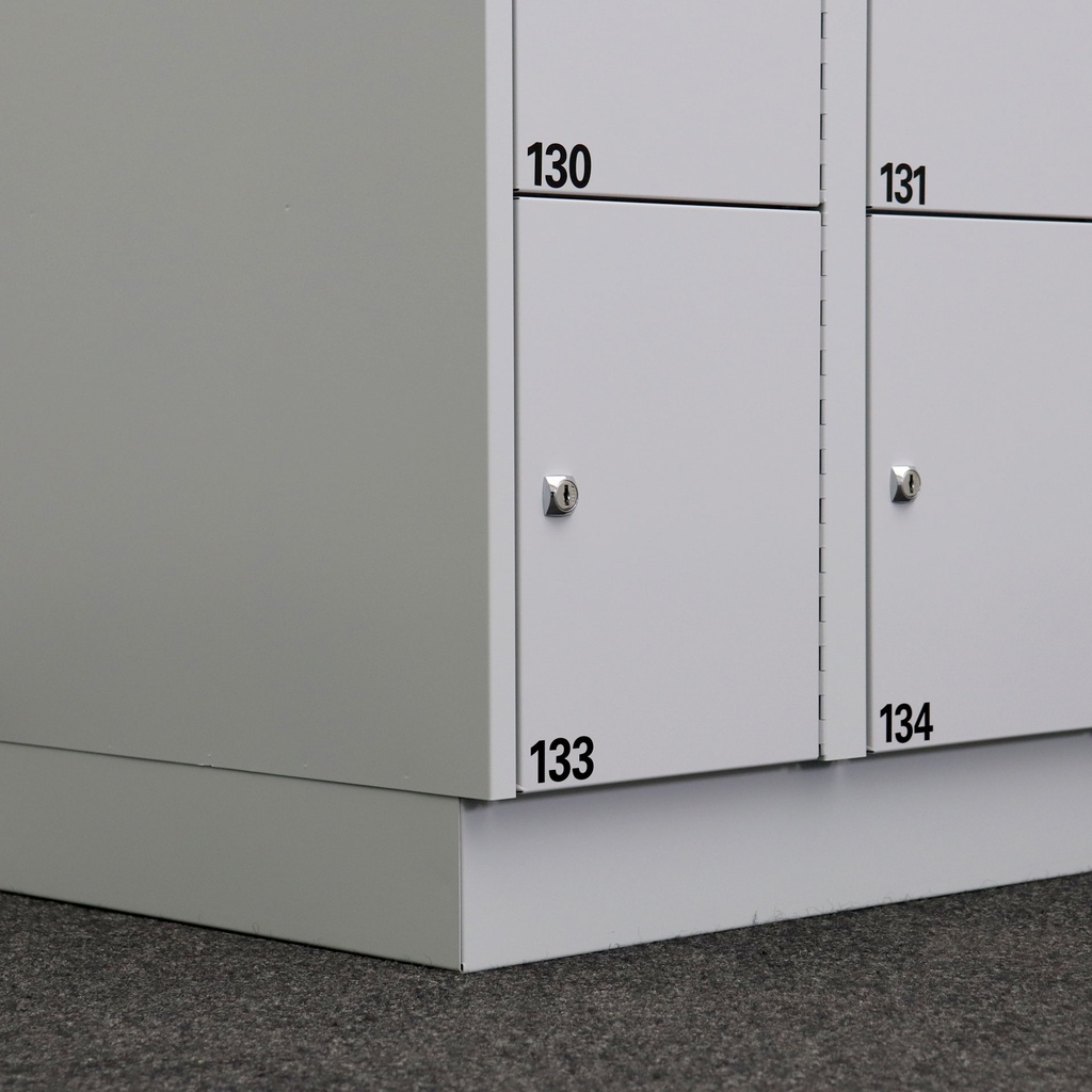 Garderobenschrank */*/* Andere */*/*