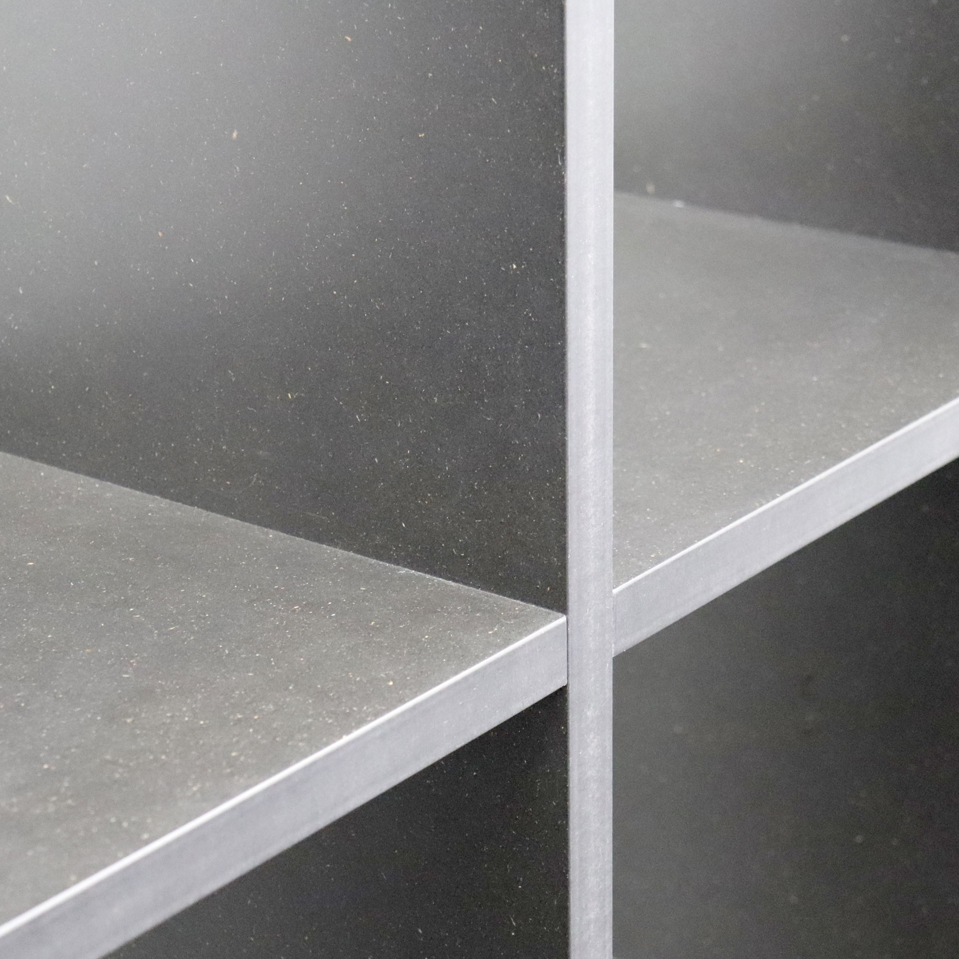 Regal Schwarz MDF
