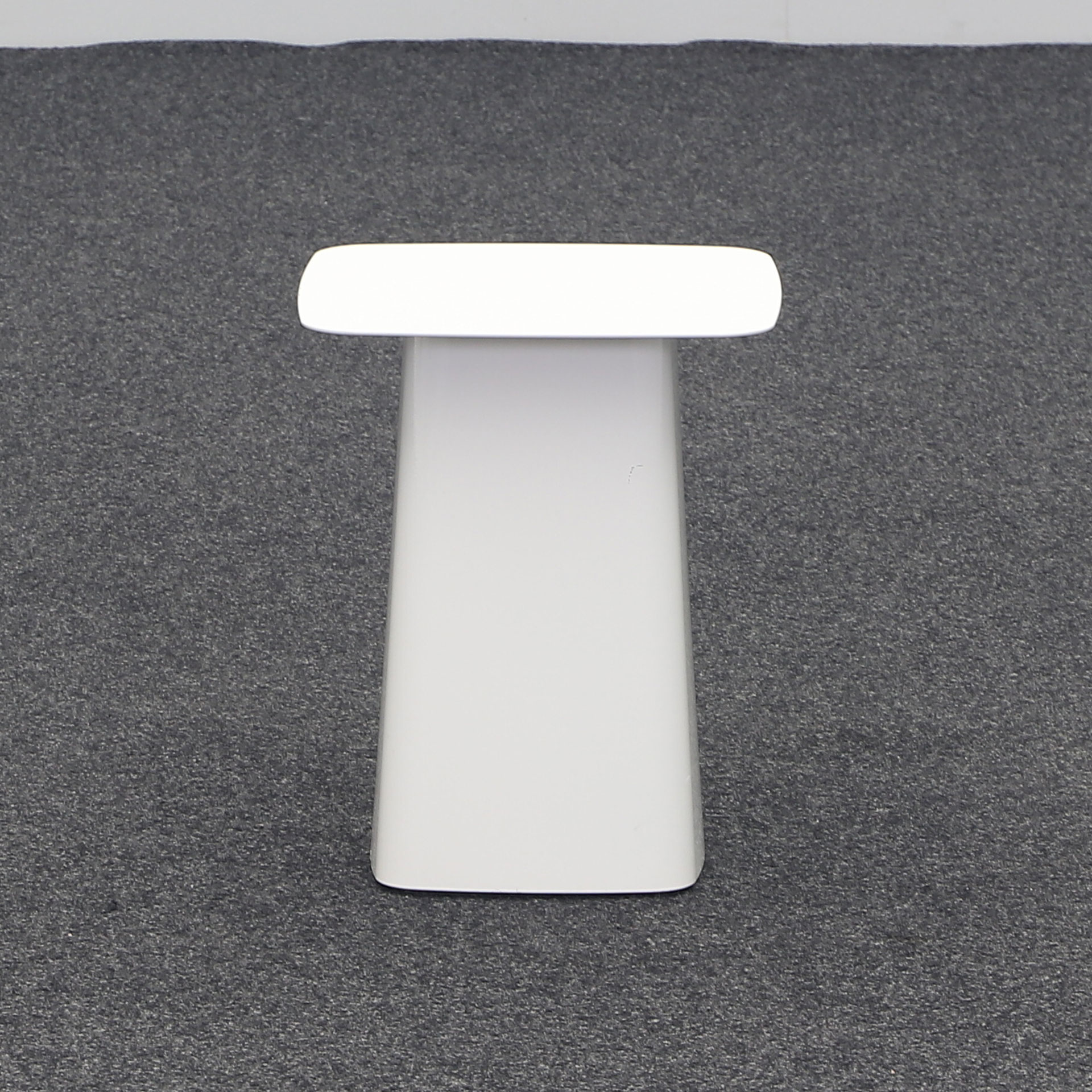 Beistelltisch Vitra Metal Side Table