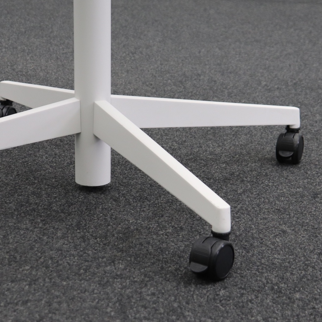 Stehkonferenztisch Steelcase