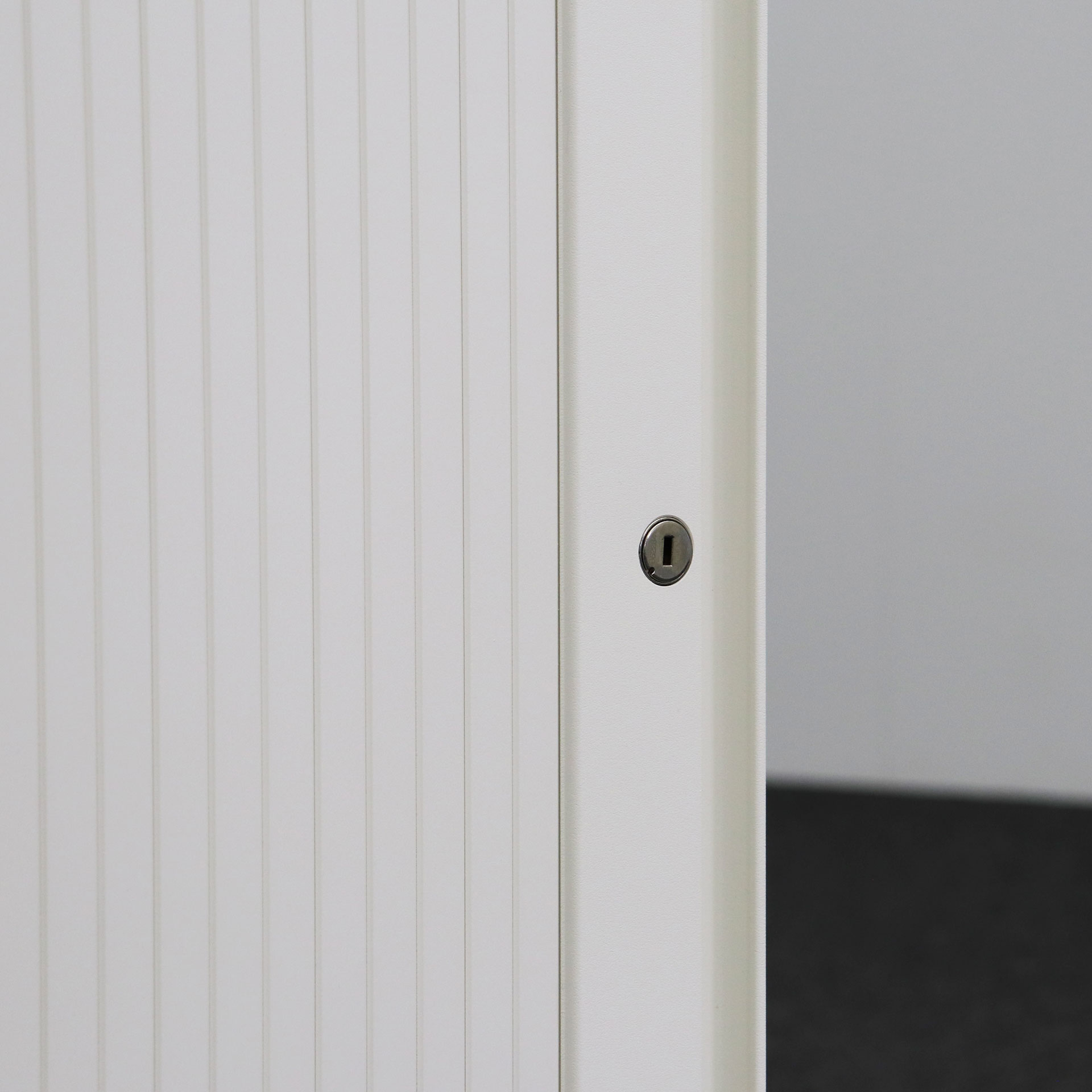 Rollladenschrank Bene