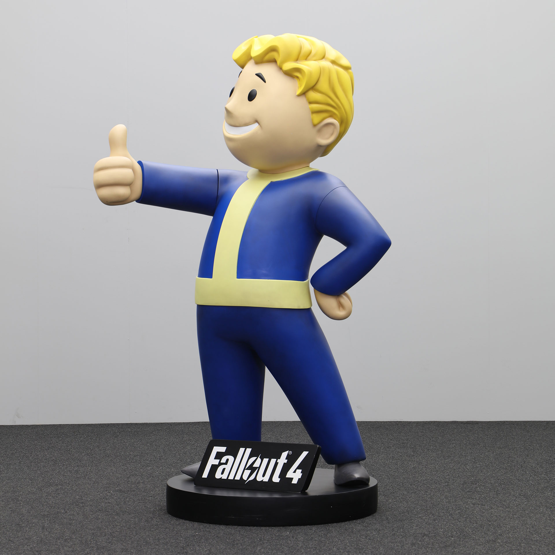 Fallout 4 Vault Boy 1:1 Figur Muckle Mannequins (Replika)