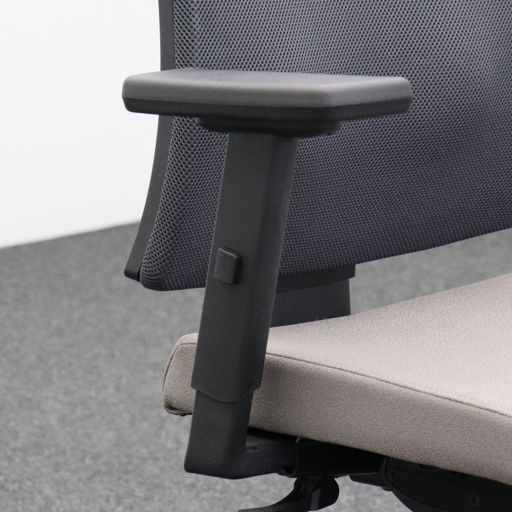 Bürostuhl mit Netzrückenlehne Bene Piuro