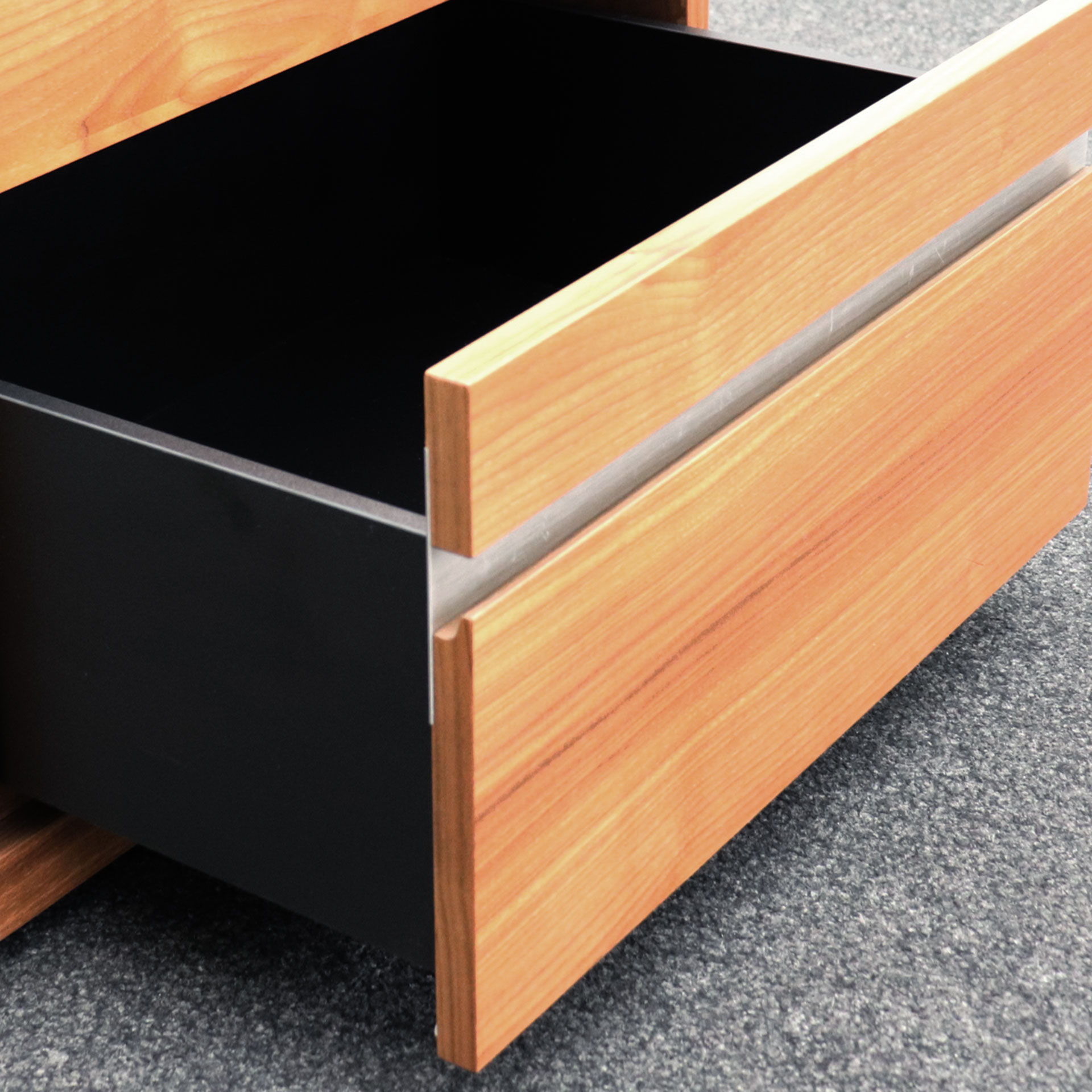 Rollcontainer Nussbaum