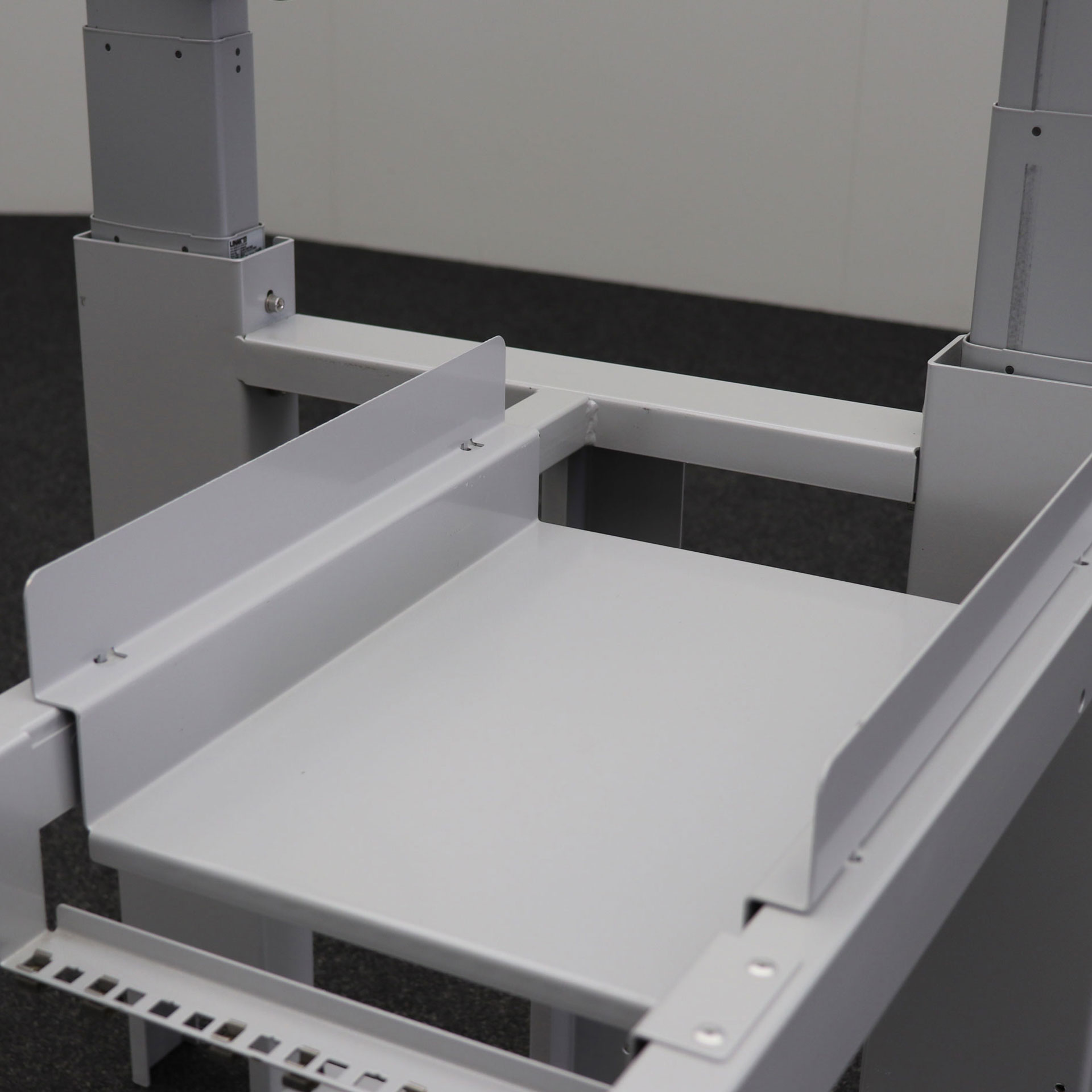 Elektrisch höhenverstellbares Tischgestell Deskflex