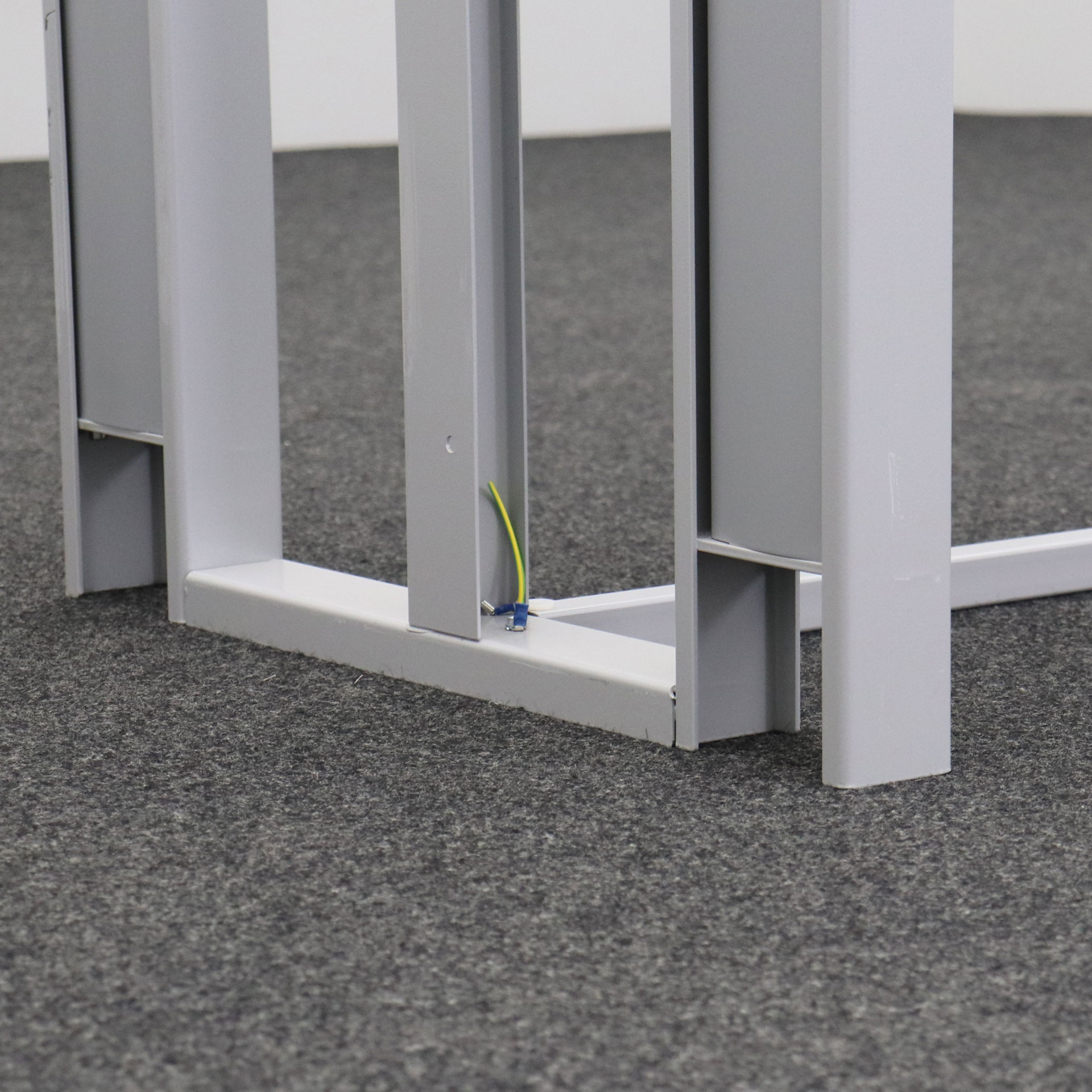 Elektrisch höhenverstellbares Tischgestell Deskflex
