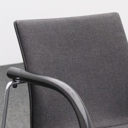 Konferenzstuhl Thonet S320