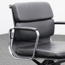 Vitra Soft Pad Chair EA 217