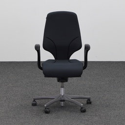 Bürostuhl Giroflex 64 mit Kleiderbügel