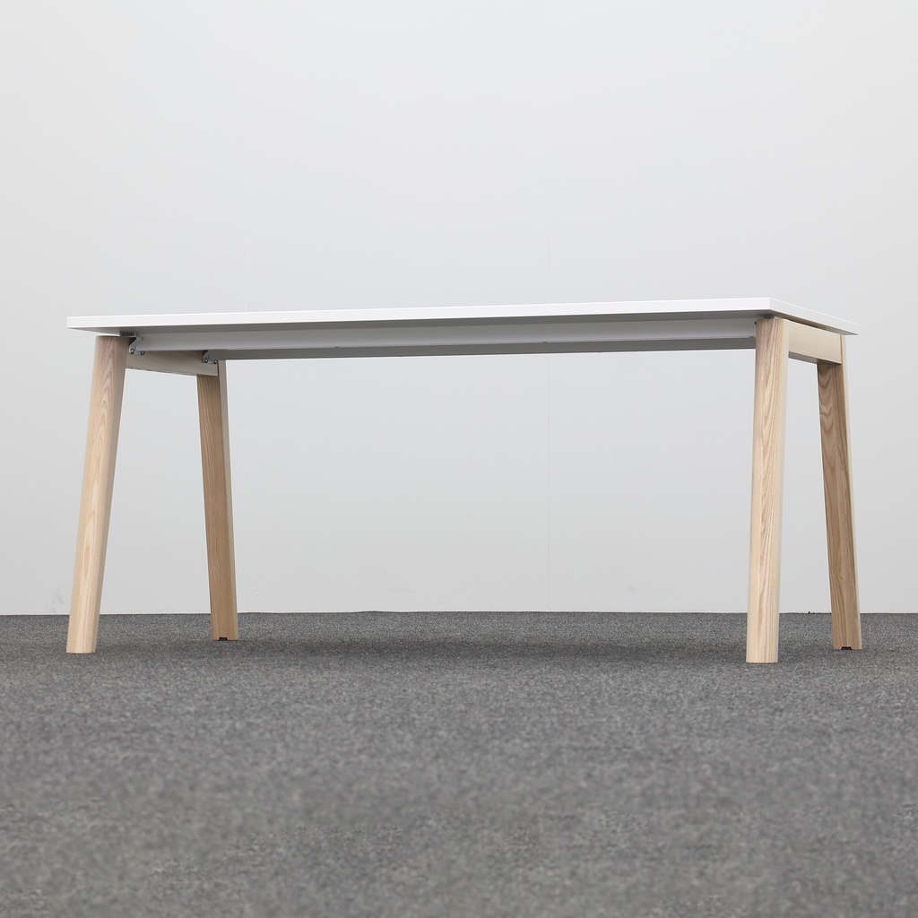 Schreibtische Narbutas Nova