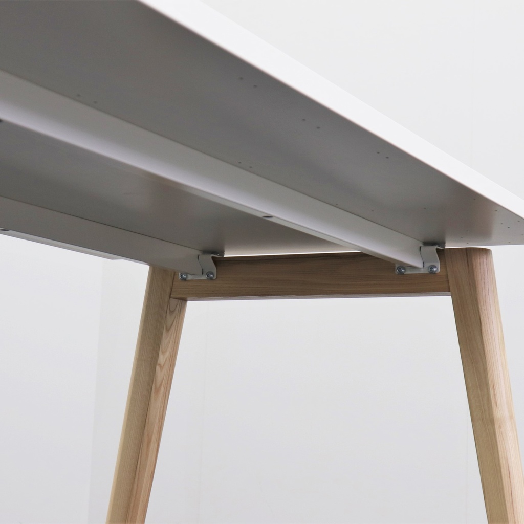 Schreibtische Narbutas Nova