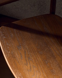 Fondes chair in solid oak wood with walnut finish FSC Mix Credit