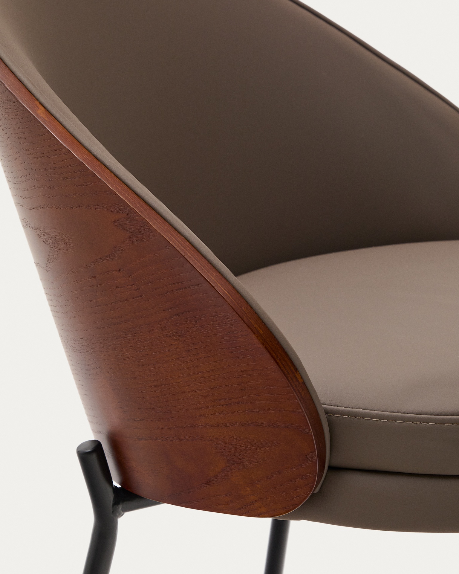 Eamy chair in brown faux leather, ash veneer with walnut and black metal finish