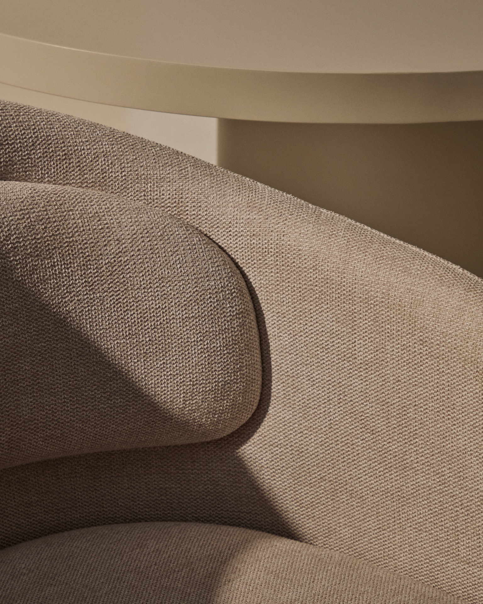 Minda chair in beige and steel legs in a beige finish, FSC Mix Credit