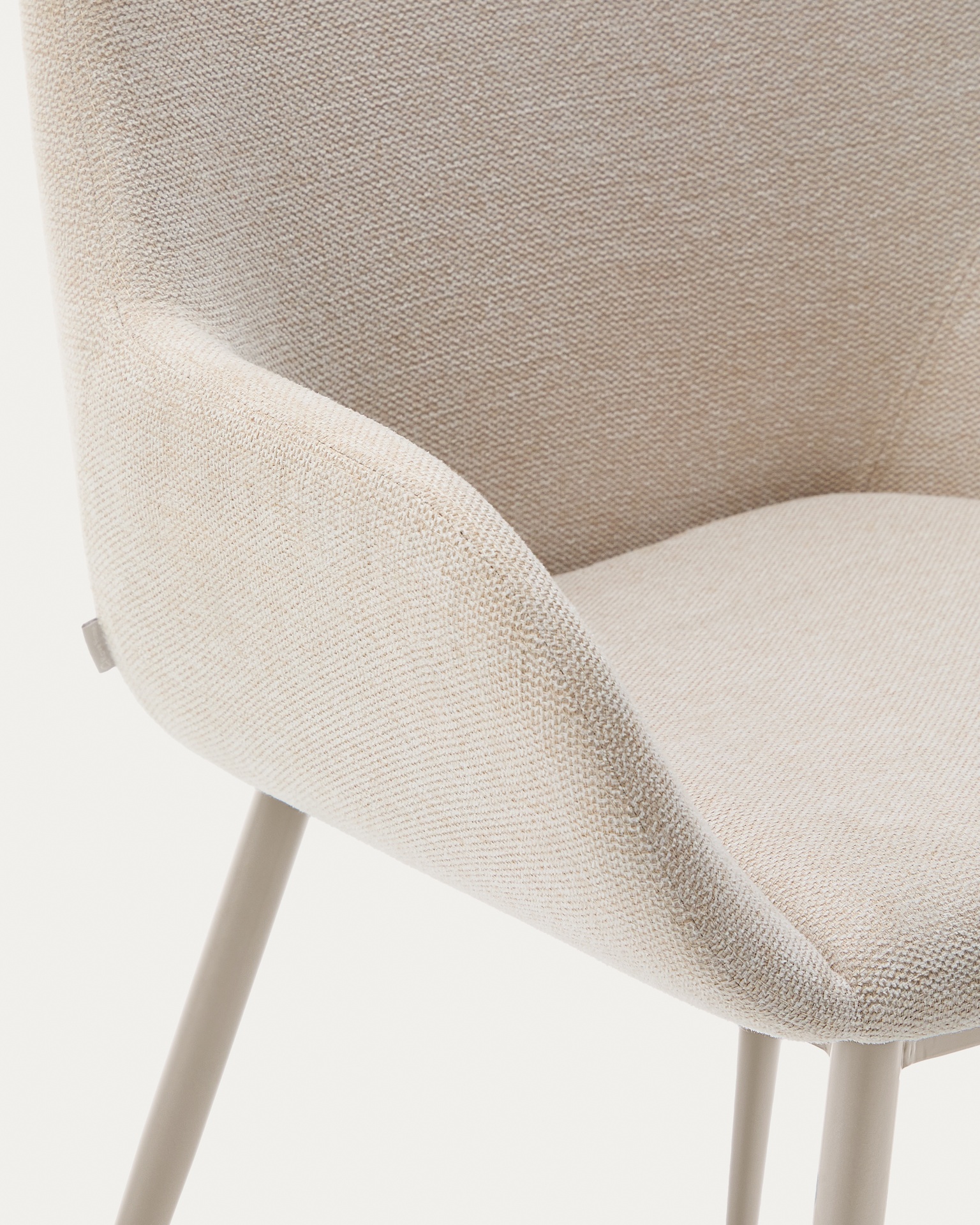 Konna chair in beige and steel legs in a painted beige finish