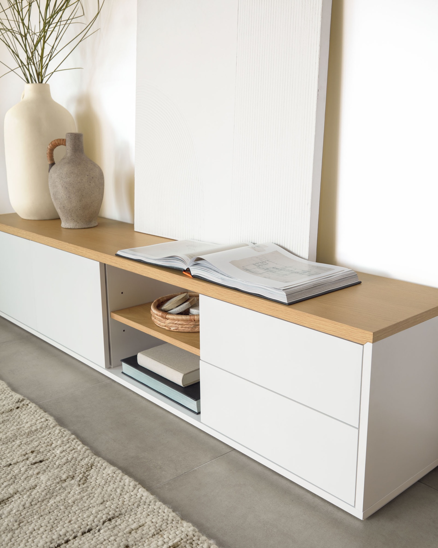 Abilen oak wood veneer TV stand with 2 doora and 2 drawers in white lacquer, 200 x 44 cm FSC 100%