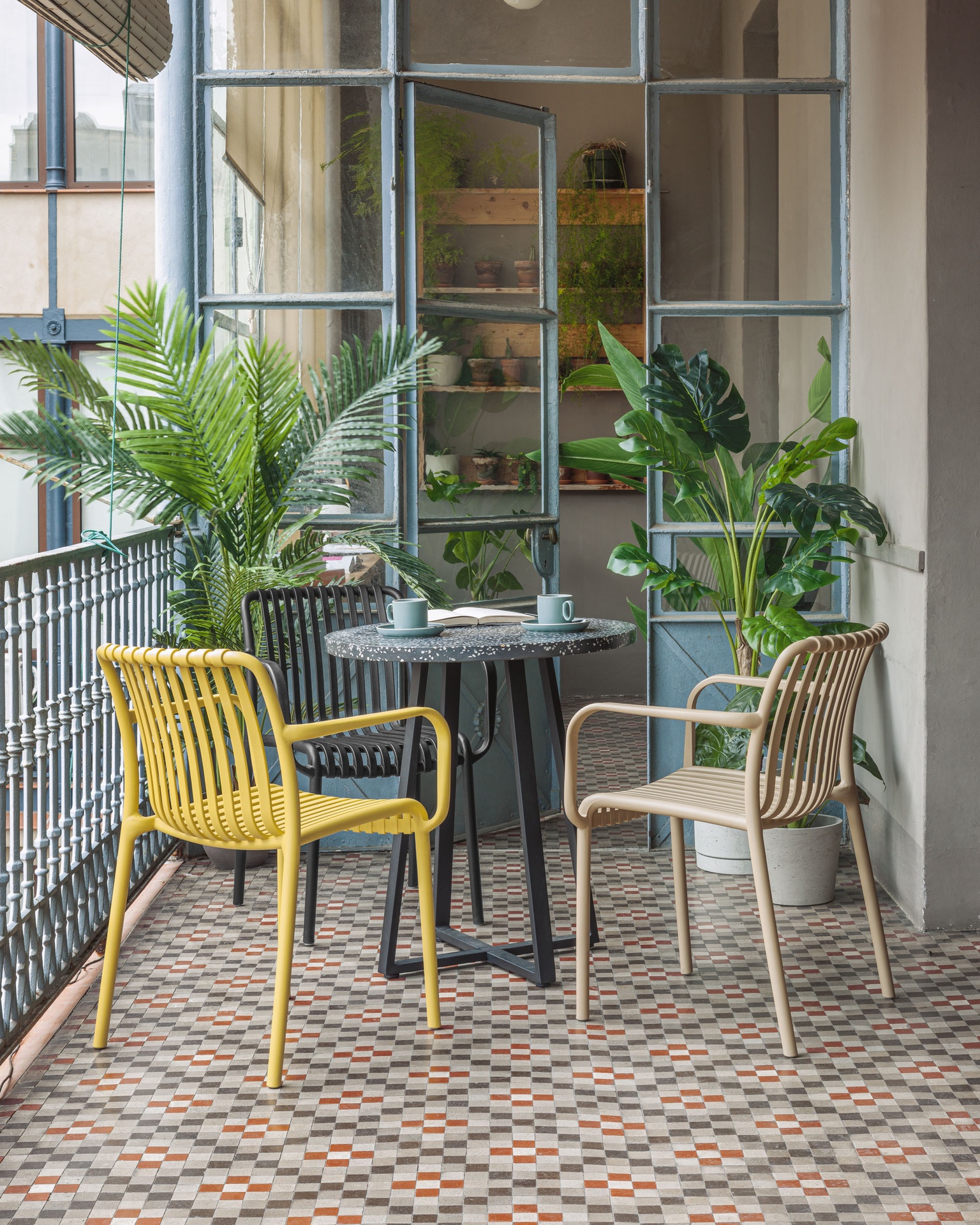 Isabellini stackable outdoor chair in beige