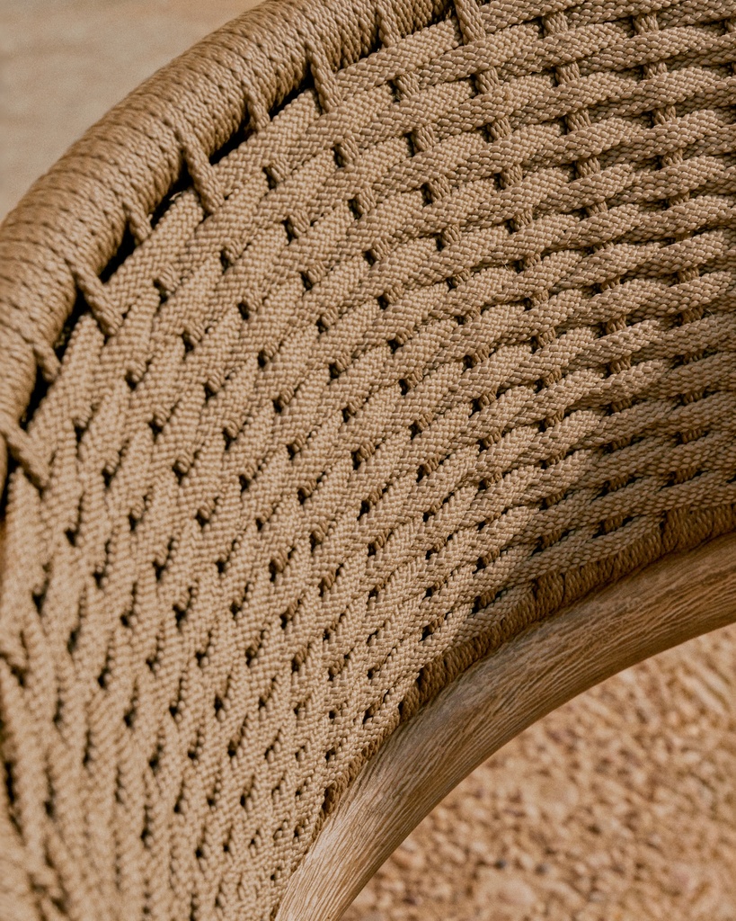 Arinella armchair in FSC 100% solid acacia wood with natural finish and beige rope cord