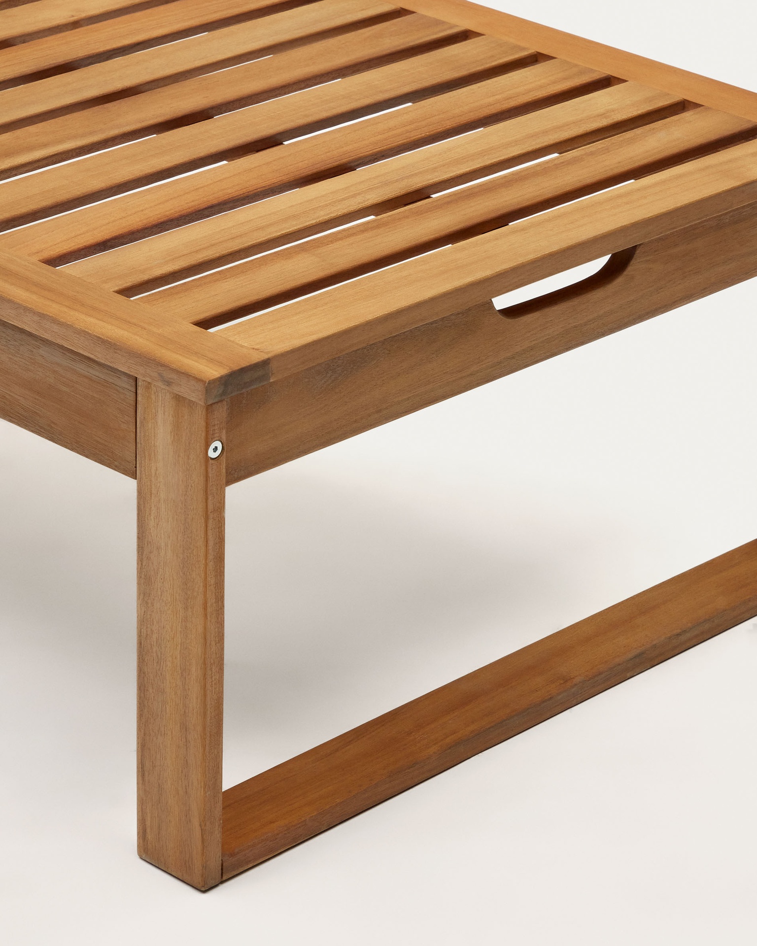 Sulamita outdoor sun lounger made from solid acacia wood FSC 100%