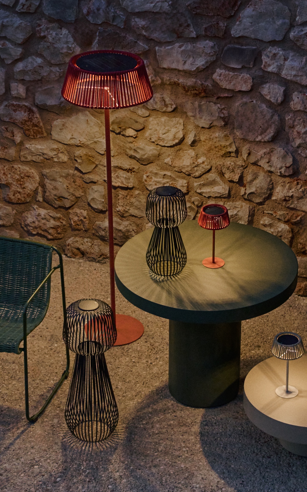 Aldet outdoor solar floor lamp in terracotta rope cord Ø46cm