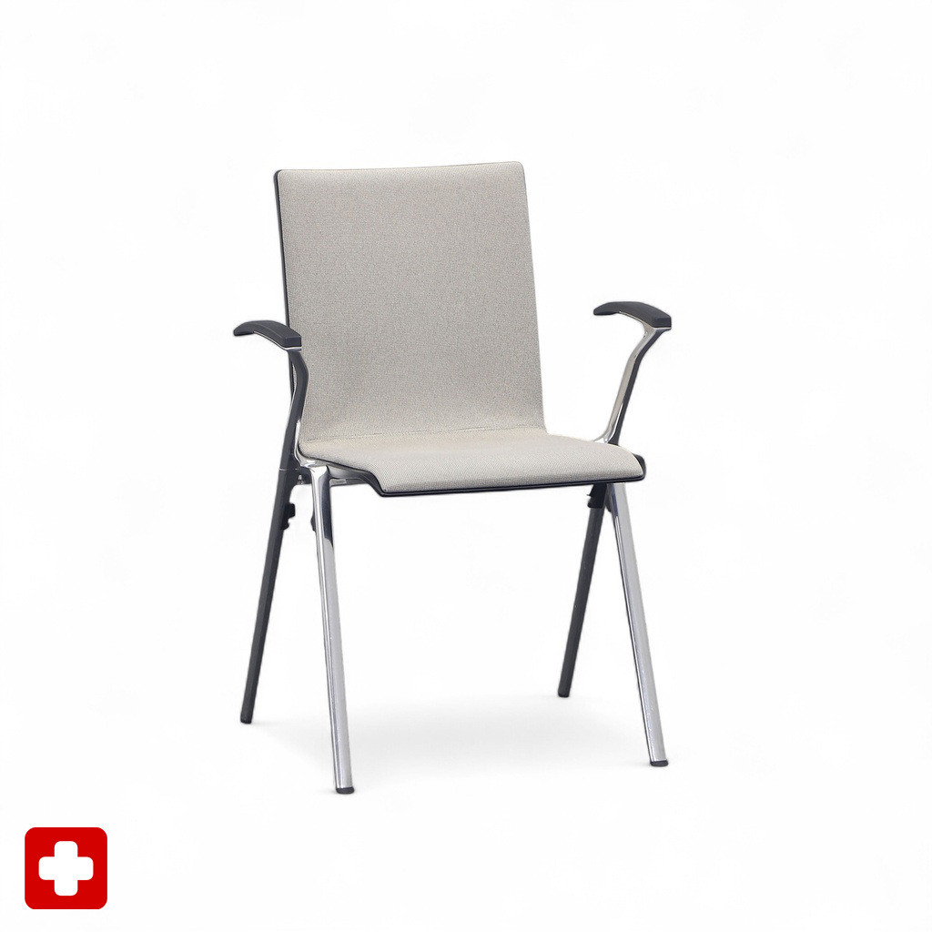 Stapelstuhl Dietiker Men-Collection Grau/Verchromt mit Fixarmlehnen, Normal gebraucht – Perfekt für Büro und Empfang