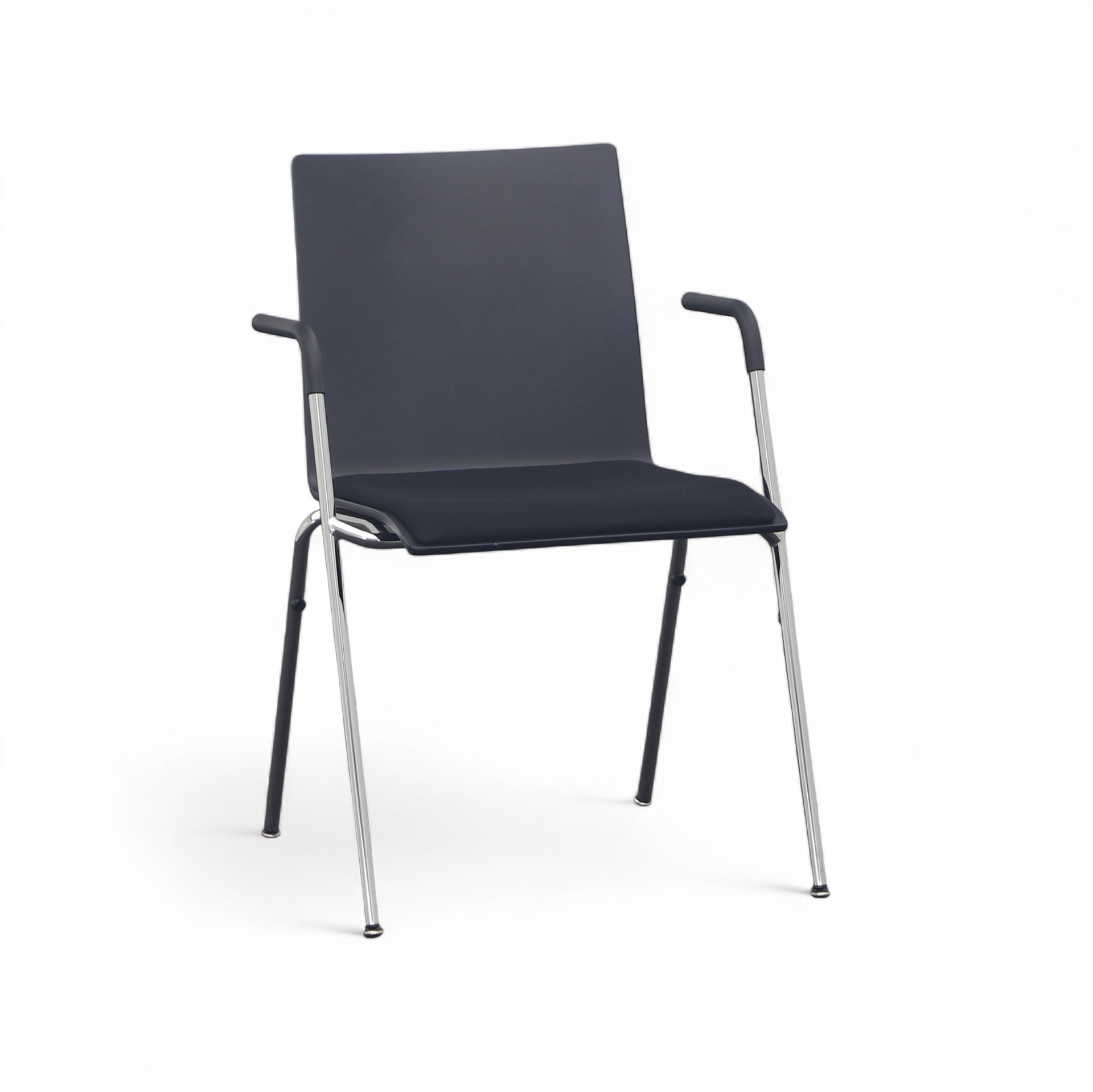 Stapelstuhl Stuhl Thonet S 166 Schwarz/Verchromt mit Fixarmlehnen, Normal gebraucht – Perfekt für Büro und Empfang