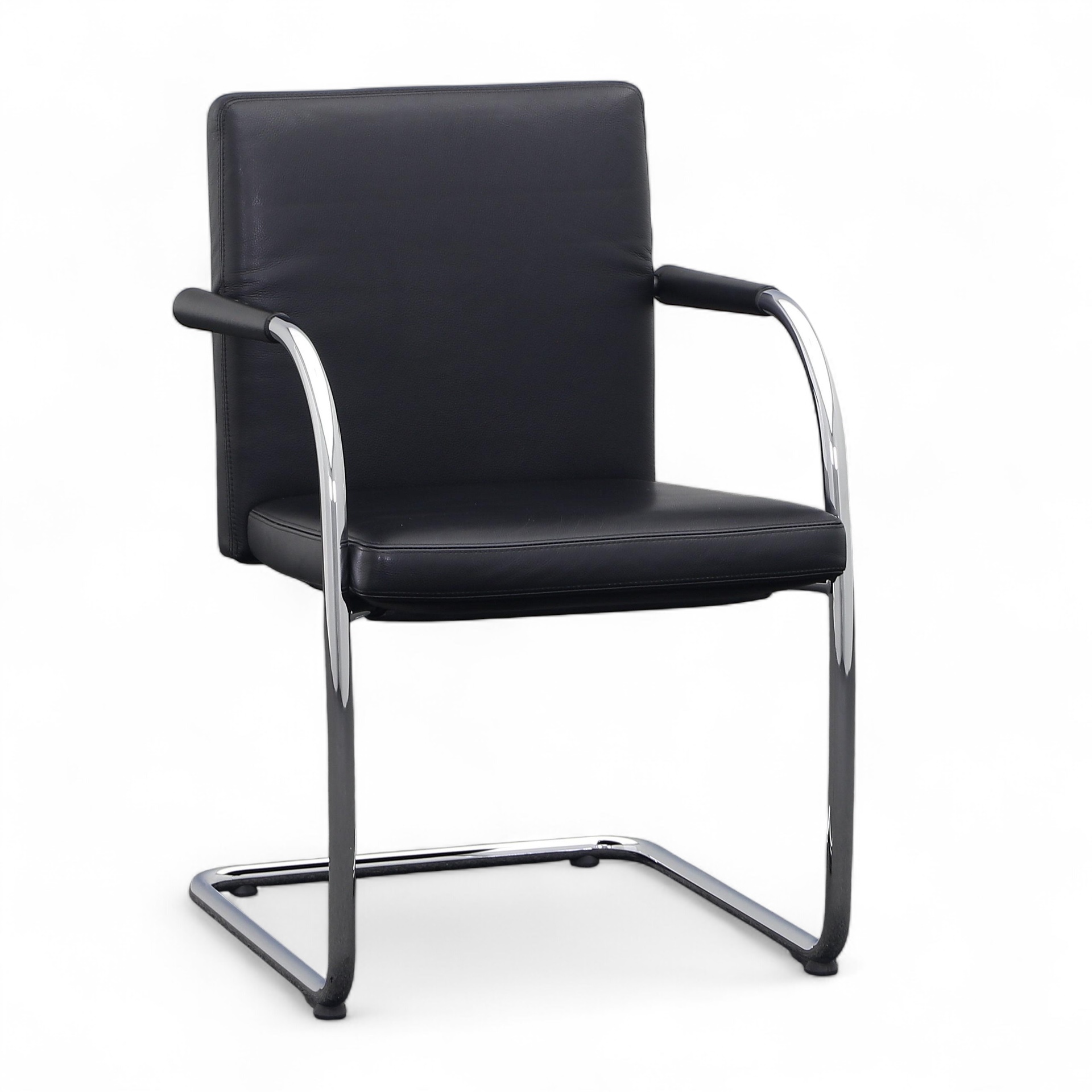 Freischwinger Vitra Visasoft Schwarz mit Ringarmlehnen, Freischwinger-Gestell, Gut - Perfekt für Besucher und Gäste