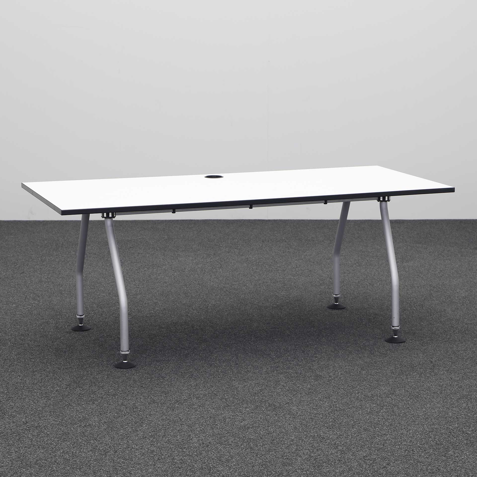 Desks Echo Lugano (Normal used)
