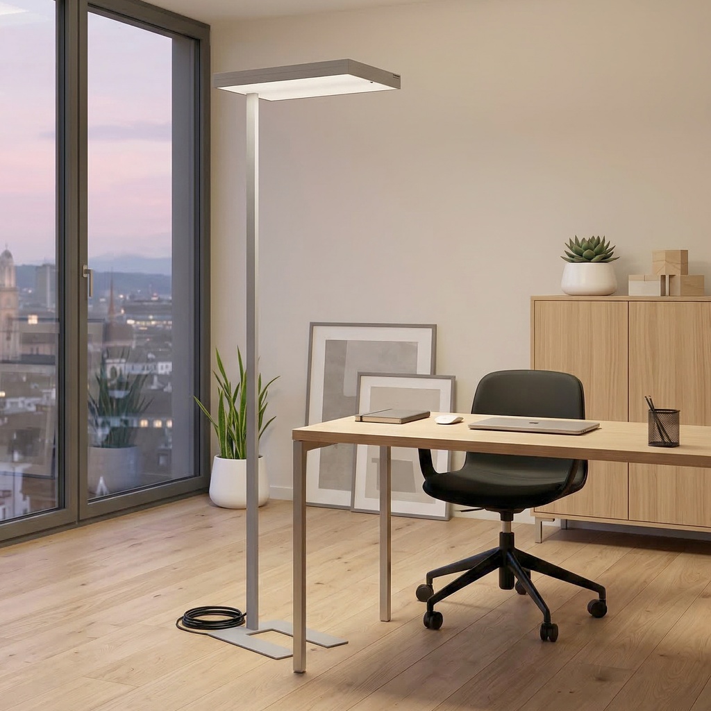 Silbergraue Tradingzone Smartline Stehlampe mit Dimmfunktion