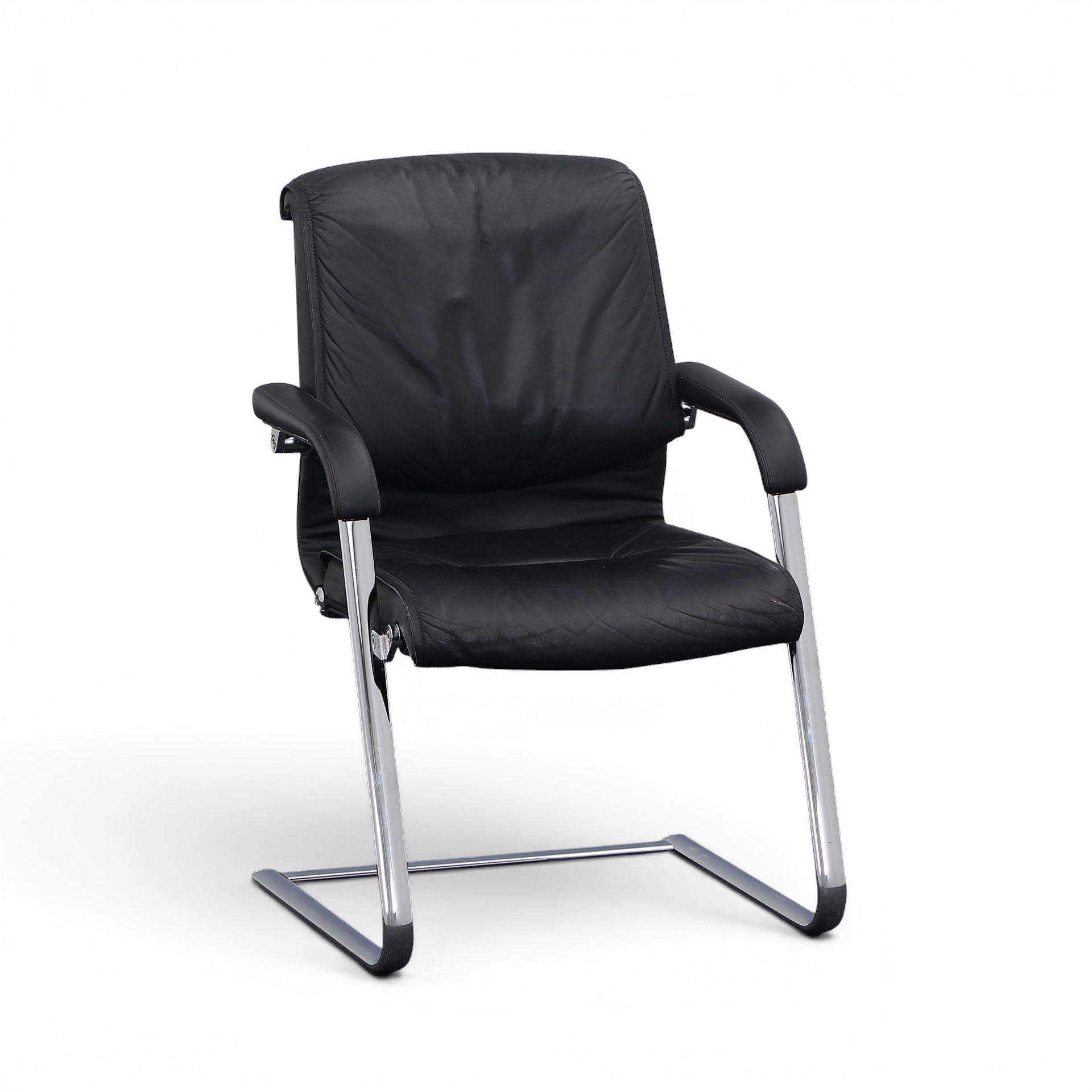 Siège de conférence à piétement luge Girsberger Trilax Noir/Chromé avec accoudoirs fixes, Bâti de chaise cantilever, Normalement utilisé - Parfait pour les visiteurs et les invités