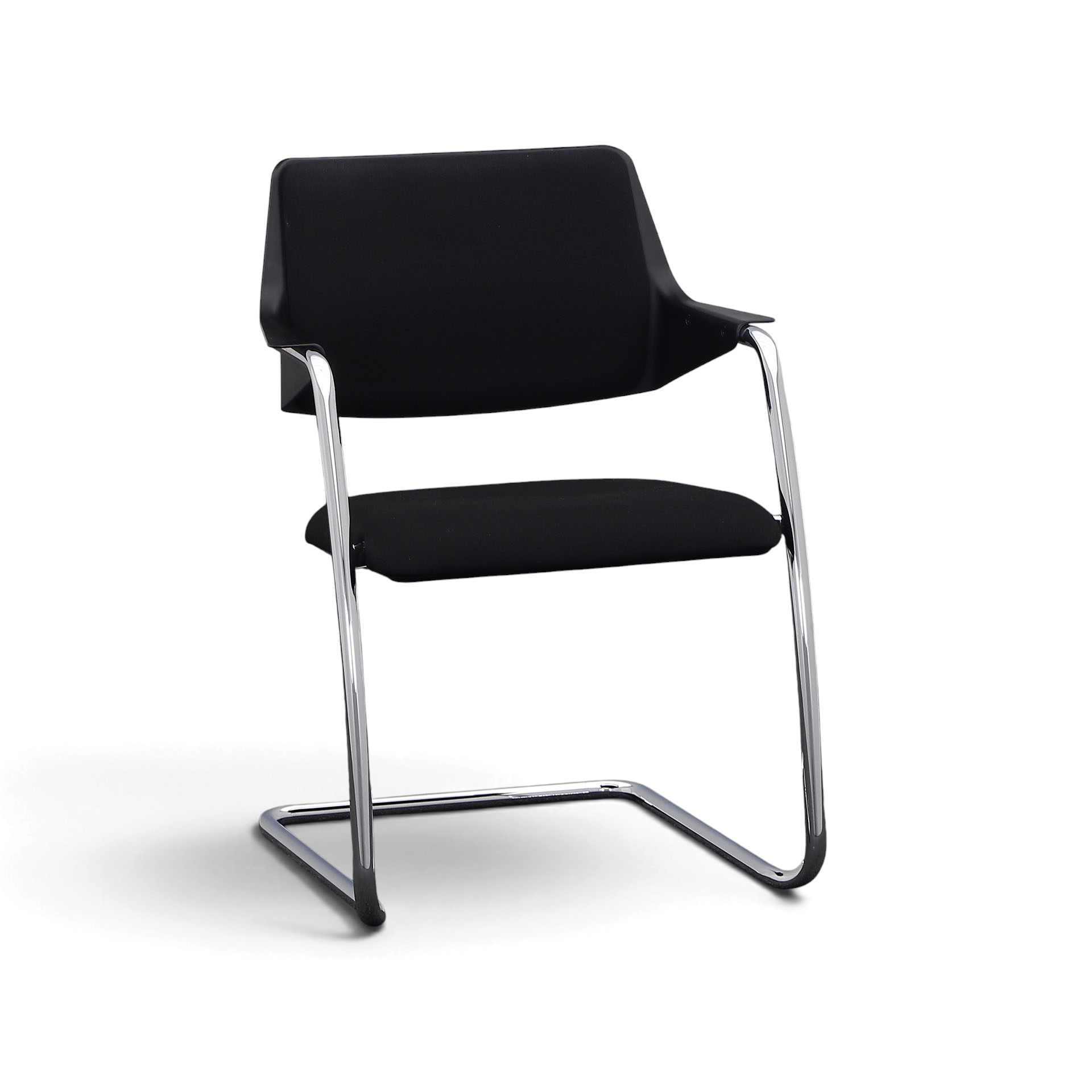 Fauteuil de conférence à piètement luge Girsberger 3300 Noir avec accoudoirs fixes, Piètement luge, Normalement utilisé - Parfait pour les visiteurs et les invités