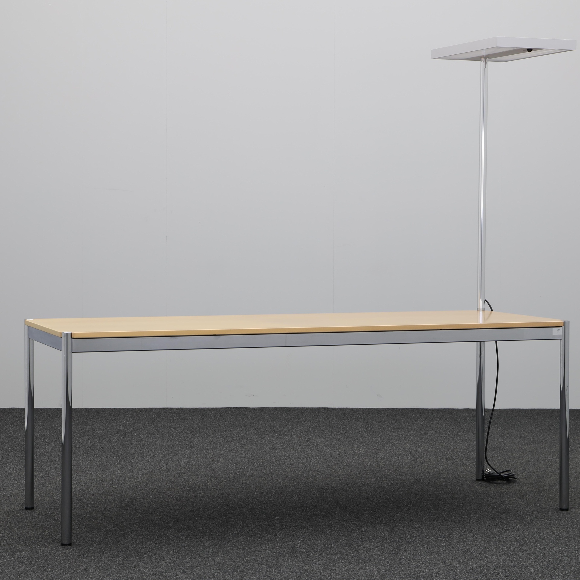 Tisch USM Haller