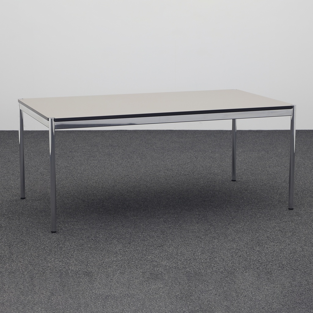 Tisch USM Haller