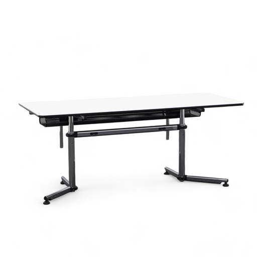 Schreibtisch USM Kitos mit Kabelkanal