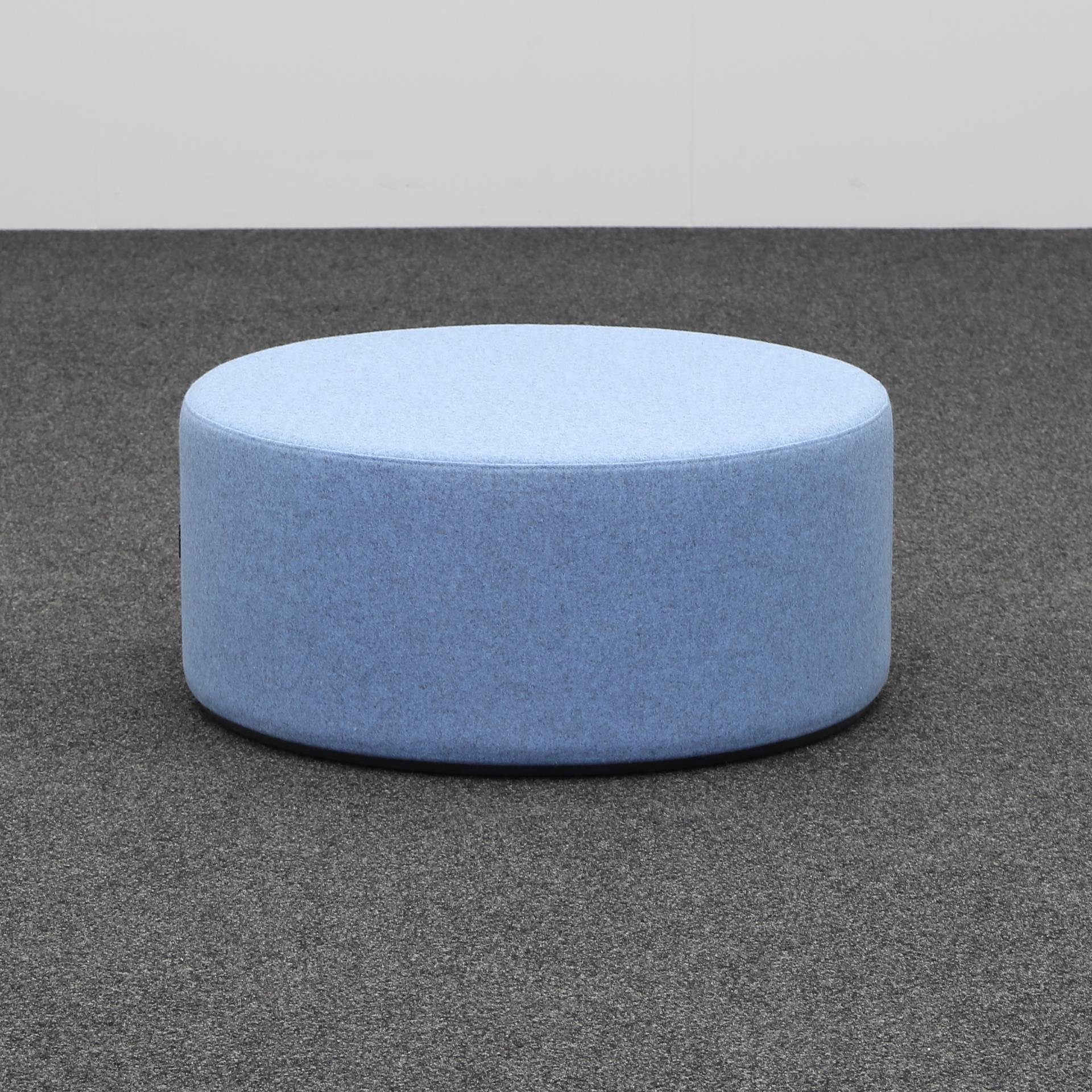 Hocker Narbutas GIRO (Blau, Neu, Kunststoffgleiter)