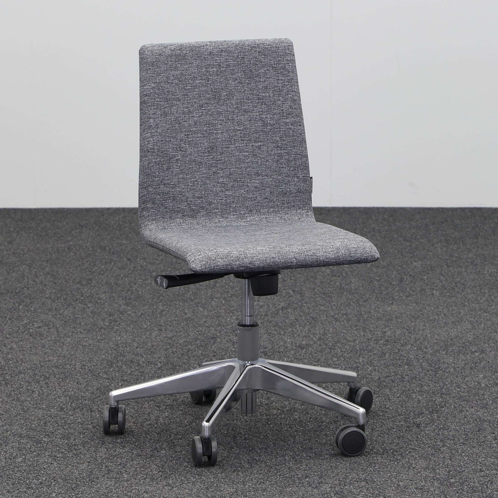 Bürodrehstühle Narbutas Moon (Grau, Neu, Hartbodenrollen, ohne Armlehnen)