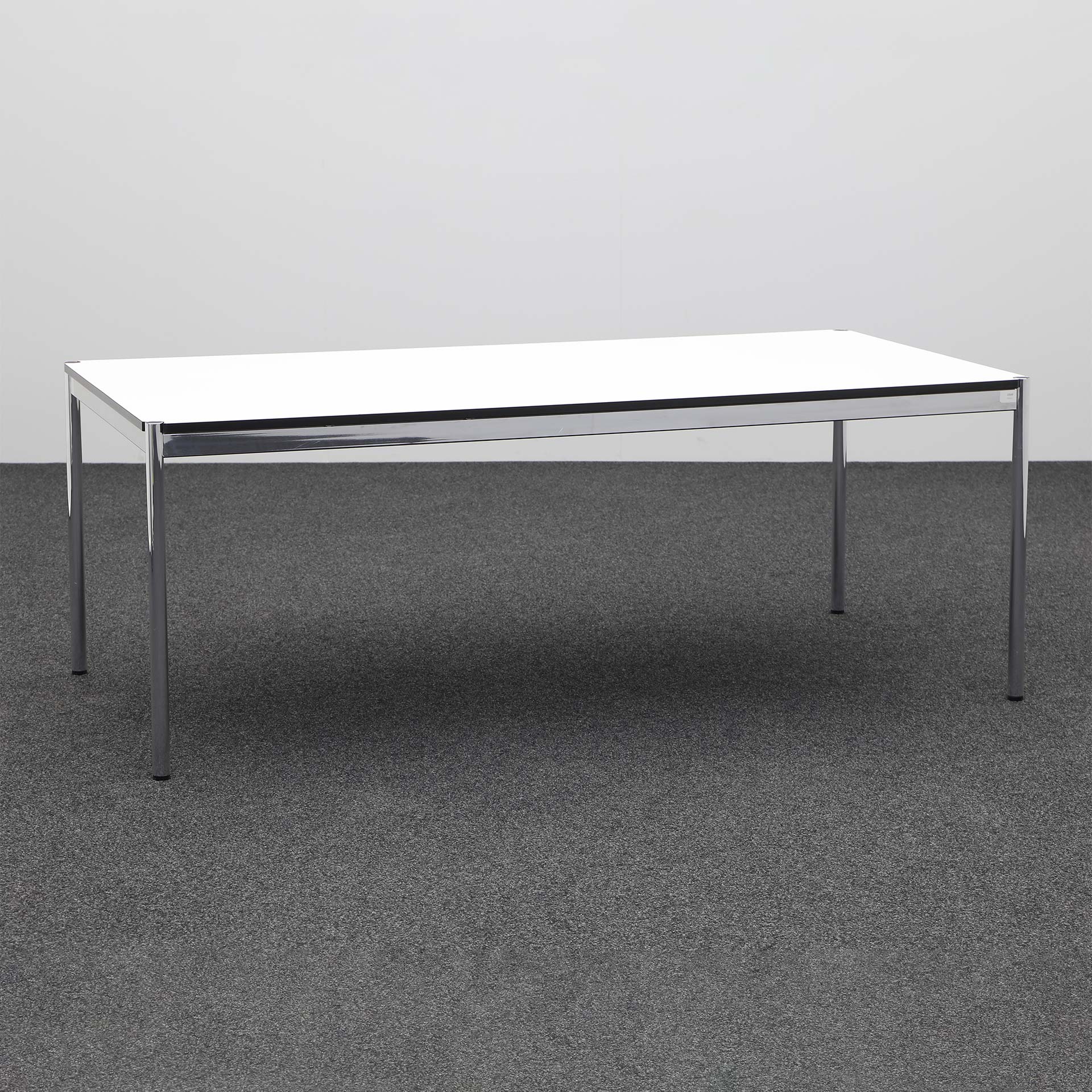 Design conference table USM Haller (Good)