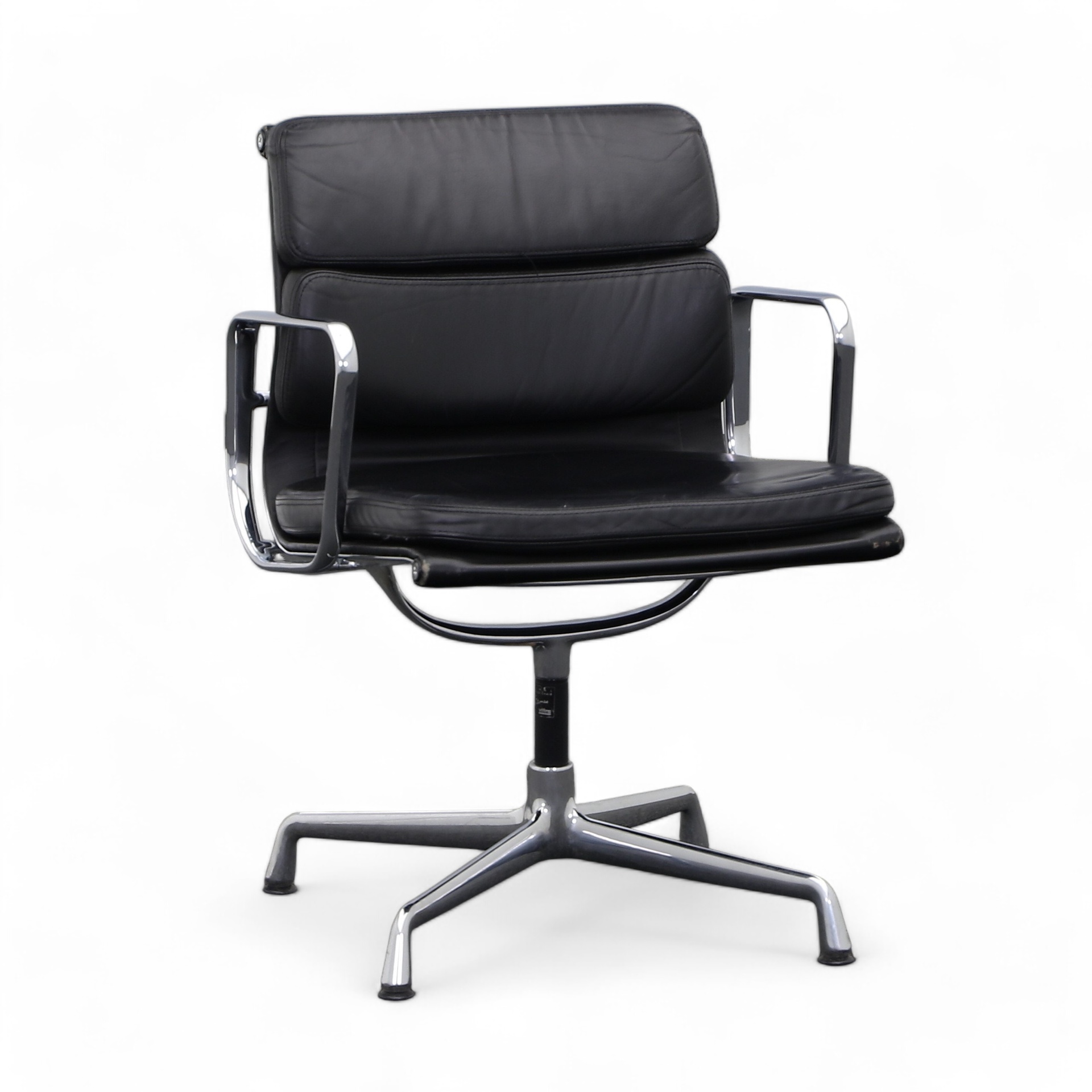 Vitra Soft Pad Chair EA 208 (Normal Gebraucht)